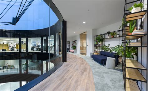 London office .